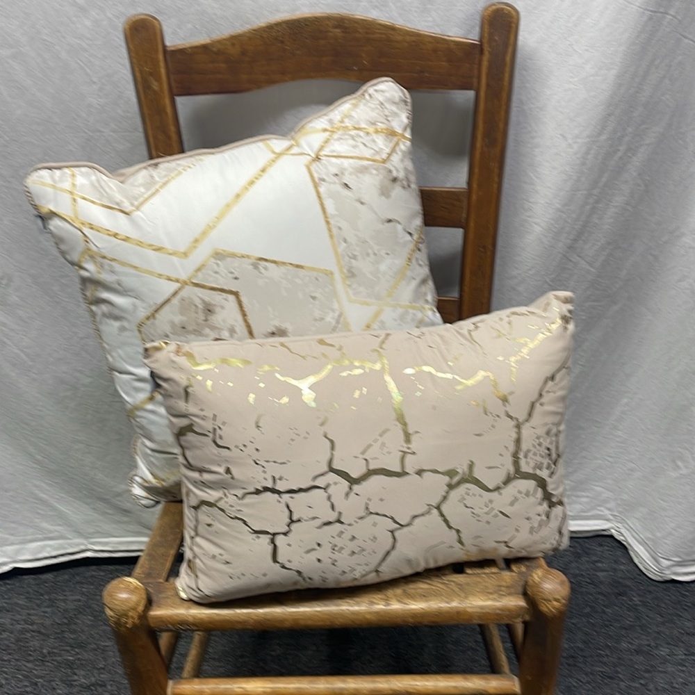 Thalias Sodi Decorative Pillows